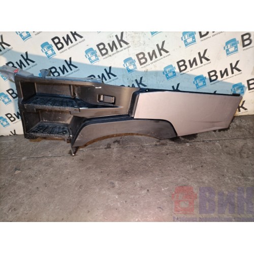 Подножка верхняя Renault T 002550 в сборе с крышкой инструм. ящика LH (547)