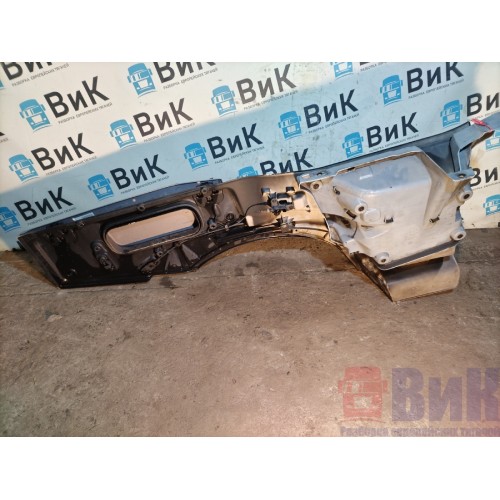 Подножка верхняя Renault T 002550 в сборе с крышкой инструм. ящика LH (547)-1