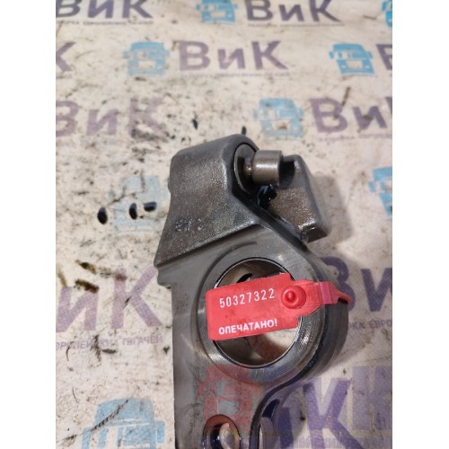 Рокер выпускной Volvo FH 4 D13K 785702 (322)-2