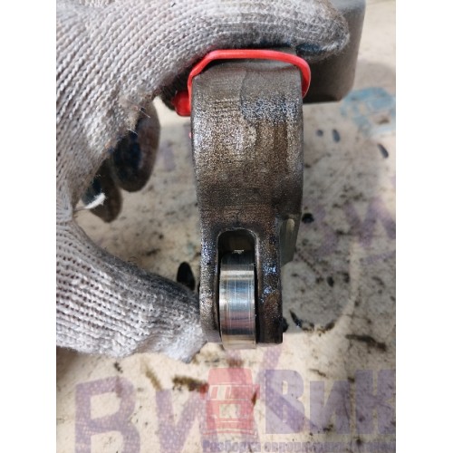 Рокер выпускной Volvo FH 4 D13K 785702 (323)-3