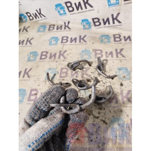 Форсунка масляная Volvo D13K (370)*-4