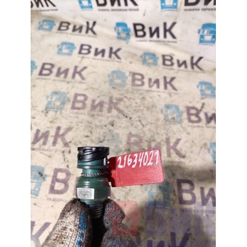 Датчик давления масла-топлива Volvo FH 4 D13K 785702 (341)-1