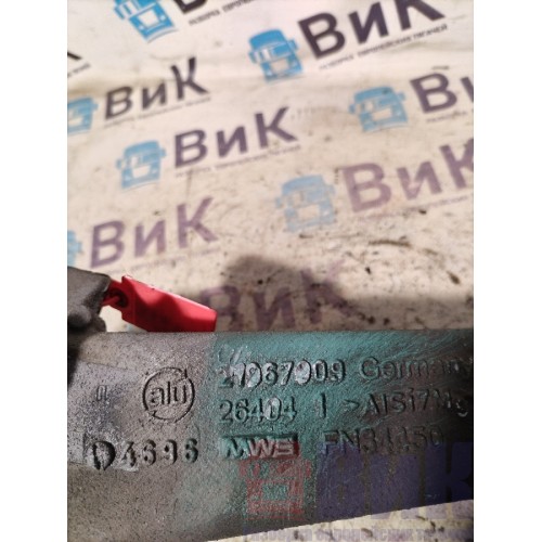 Кронштейн двигателя Volvo FH 4 D13K 785702 передний RH (208)-1