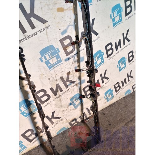 Проставка клапанной крышки Volvo FH 4 D13K 785702 в сборе с проводкой (204)-3