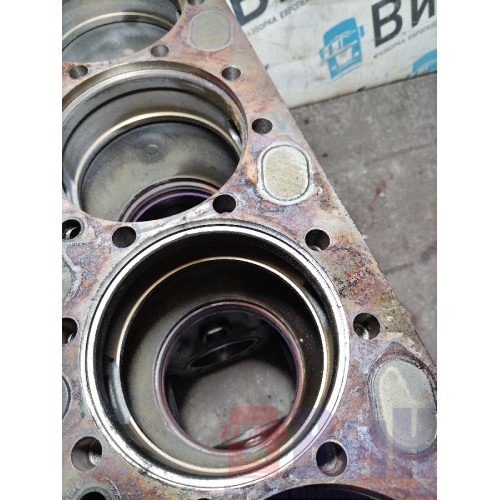 Блок цилиндров двигателя Volvo FH 4 D13K 785702 (215)-2