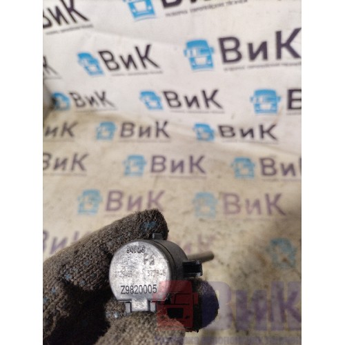 Датчик уровня охлаждающей жидкости DAF 106 XF 181944 (064)-2