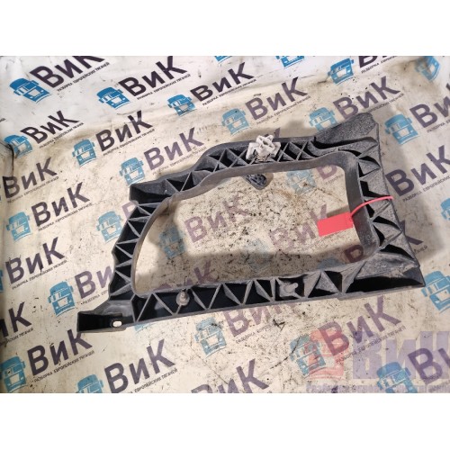 Кронштейн ПТФ DAF 106 XF 181944 RH (033)-3