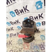 Отбойник передней рессоры DAF 106 XF 181944 центр. (040)