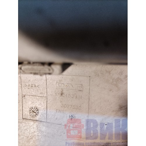 Накладка на фару DAF 106 XF 181944 LH (043)-2