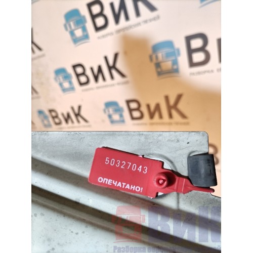 Накладка на фару DAF 106 XF 181944 LH (043)-1