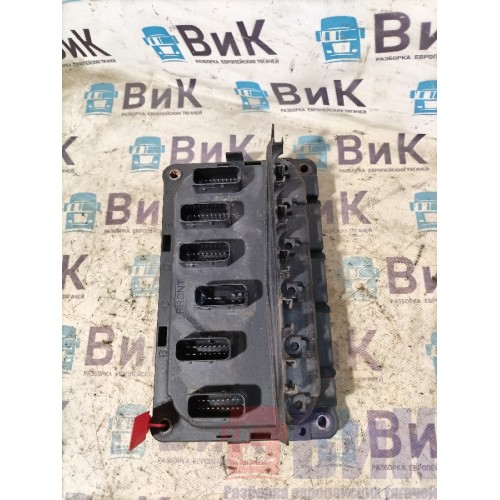 Блок управления бортовой сети DAF 106 XF 181944 передний (009)-1