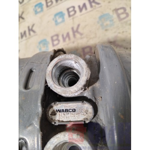 Энергоаккумулятор DAF 106 181944 RH (993)-2