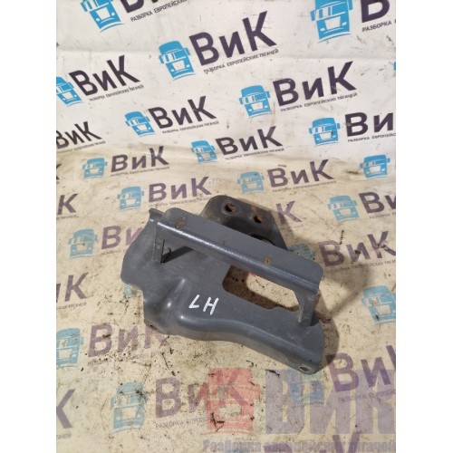 Кронштейн бампера DAF 106 181944 LH (948)