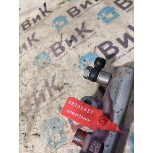 Рампа топливная MAN TGX 061924 D2676 LF в сборе с датчиком (837)-1