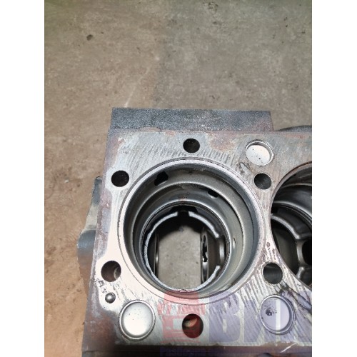 Блок цилиндров двигателя MAN TGX 061924 D2676 LF26 (767)-4