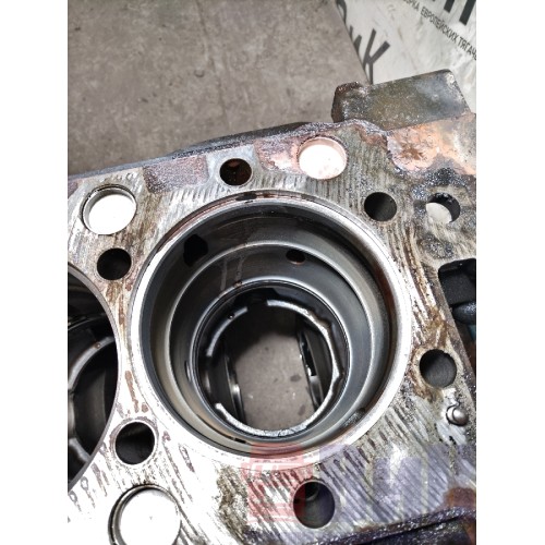 Блок цилиндров двигателя MAN TGX 061924 D2676 LF26 (767)-6