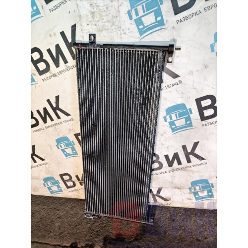 Радиатор кондиционера Volvo FH 4 727184 (743)-5