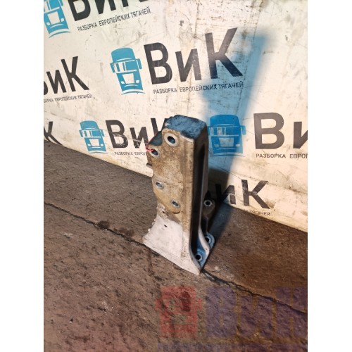 Кронштейн глушителя Volvo FH 4 727184 задний (660)-1