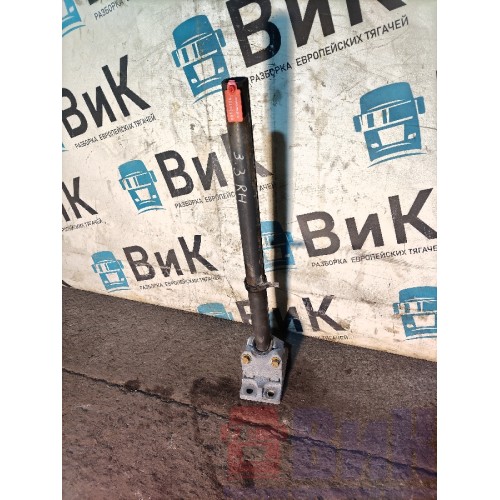 Кронштейн полукрыла (труба) Volvo FH 4 727184 задний задний (726)-3