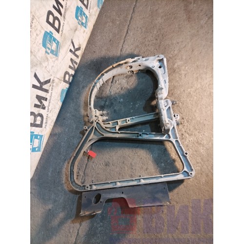 Кронштейн глушителя/крыла Volvo FH 4 727184 RH (659)-1