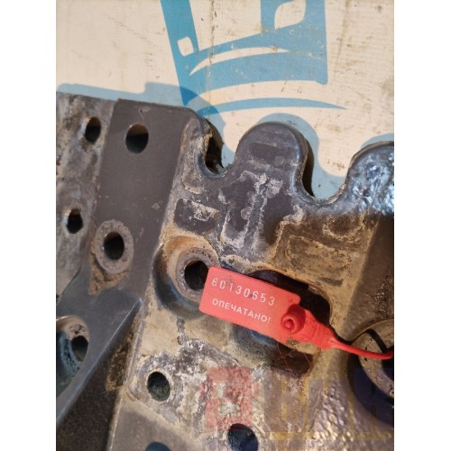 Кронштейн реактивной тяги (бугель) Volvo FH 4 727184 LH (653)-4