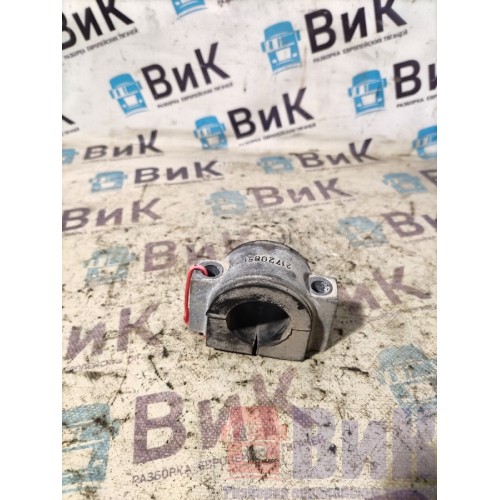 Кронштейн (скоба) корпуса воздушного фильтра Volvo FH 4 727184 (637)