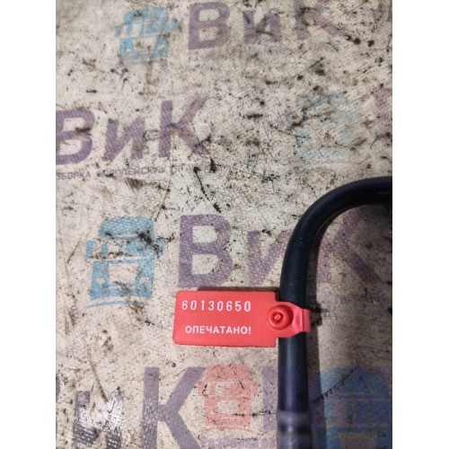 Трубка антифризная Volvo FH 4 727184 пластиковая (650)-2