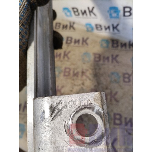 Кронштейн трапика Volvo FH 4 727184 (579)-1