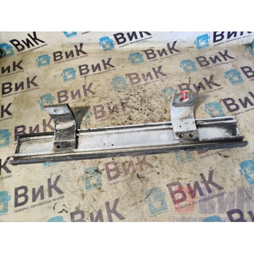 Кронштейн трапика Volvo FH 4 727184 (580)-1