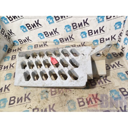 Подножка нижняя Volvo FH 4 727184 LH (624)-4