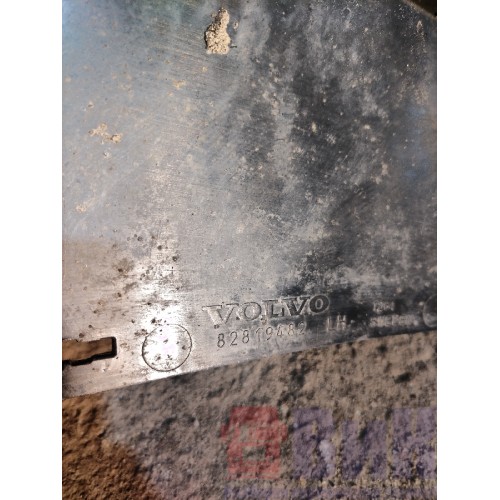 Накладка верхней подножки Volvo FH 4 727184 LH (517)-3