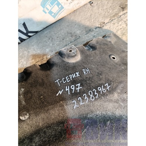 Пыльник двигателя Renault T 018688 RH (496)-3