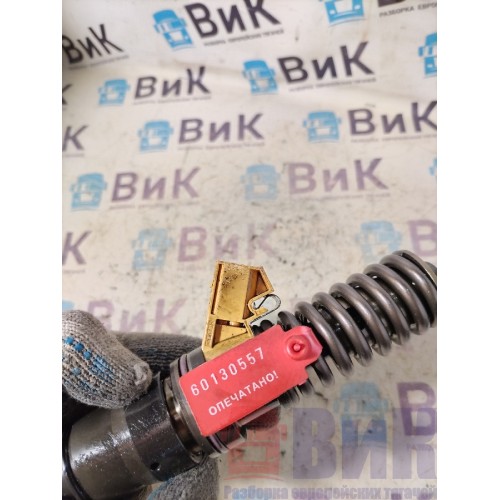 Форсунка топливная электрическая Volvo FH 4 727184 D13K (557)-2