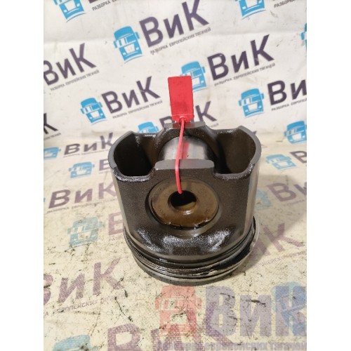 Поршень Volvo FH 4 727184 D13K (470)-3