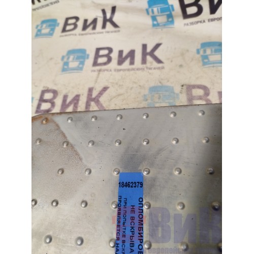 Радиатор теплообменника Volvo FH 4 727184 D13K (379)-2