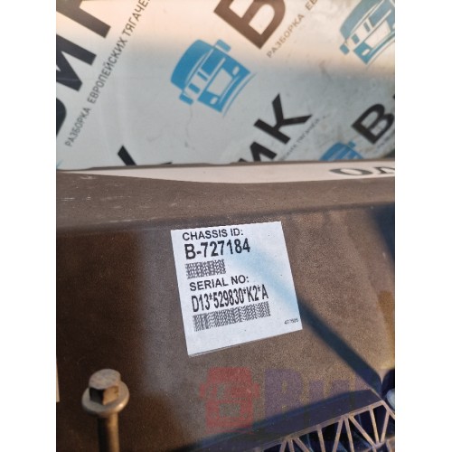 Крышка клапанная Volvo FH 4 727184 D13K (374)-1