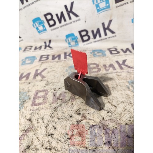 Прижим форсунки DAF 106 181944 (335)