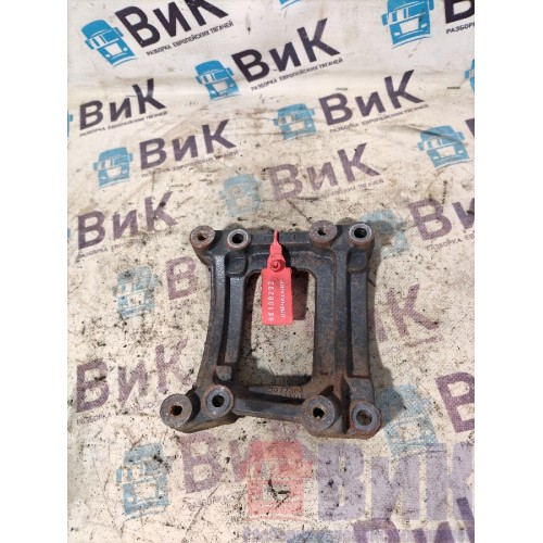 Кронштейн компрессора кондиционера DAF 106 181944 (232)