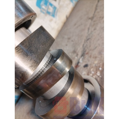 Распредвал DAF 106 181944 с деф. (208)-11