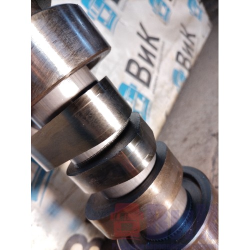 Распредвал DAF 106 181944 с деф. (208)-12