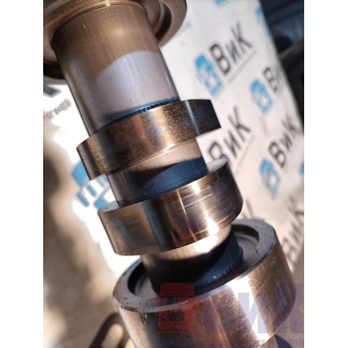 Распредвал DAF 106 181944 с деф. (208)-9