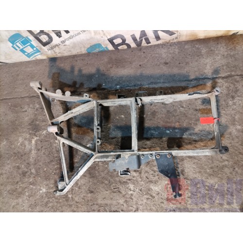 Кронштейн фары DAF 105 009863 LH с мел.деф. (061)-3