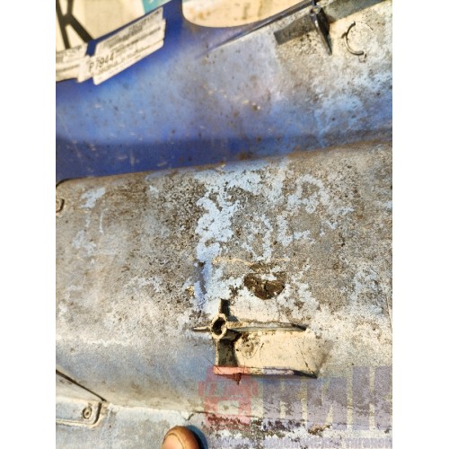 Накладка на фару DAF 105 943531 LH с мел.деф. (920)-1