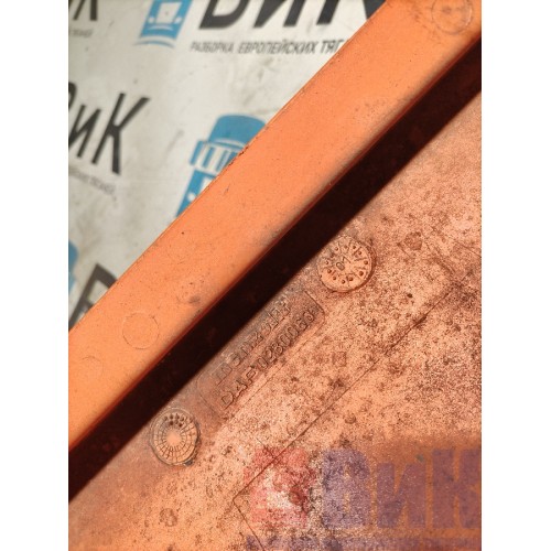 Дефлектор кабины DAF 95 577947 RH с деф. (881)-1