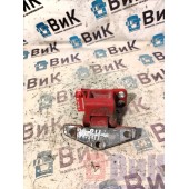 Петля двери Volvo FM 651145 RH нижняя (749)