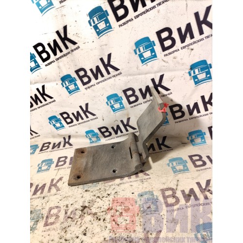 Петля верхнего спойлера Volvo FM 651145 (731)-1