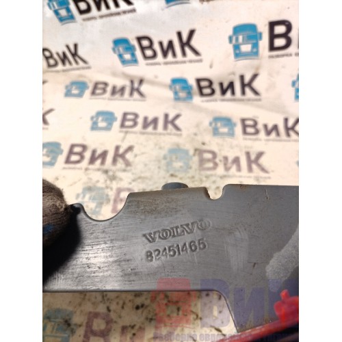 Кронштейн солнцезащитного козырька Volvo FM 651145 с деф. (728)-3