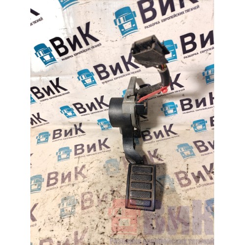 Педаль газа Volvo FH12 214752 в сборе (634)