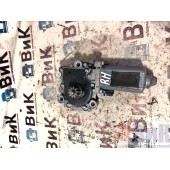 Моторчик стеклоподъемника Volvo FH12 214752 RH (220)