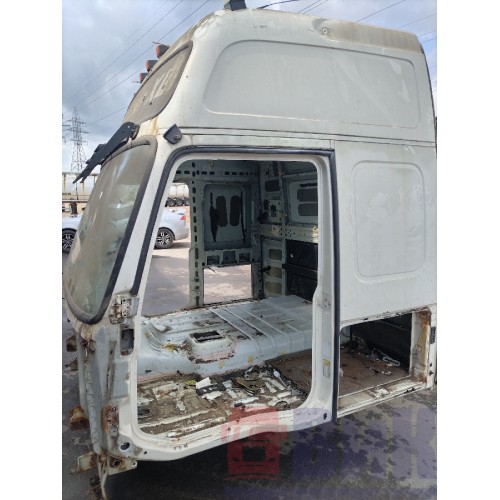 Каркас кабины Volvo FH12 214752 ржавый (574)-9